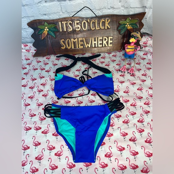 L*Space Wrap‎ it Up Reversible Full Bikini Set Top & Bottom Size Small ☀️😎 - Picture 1 of 6